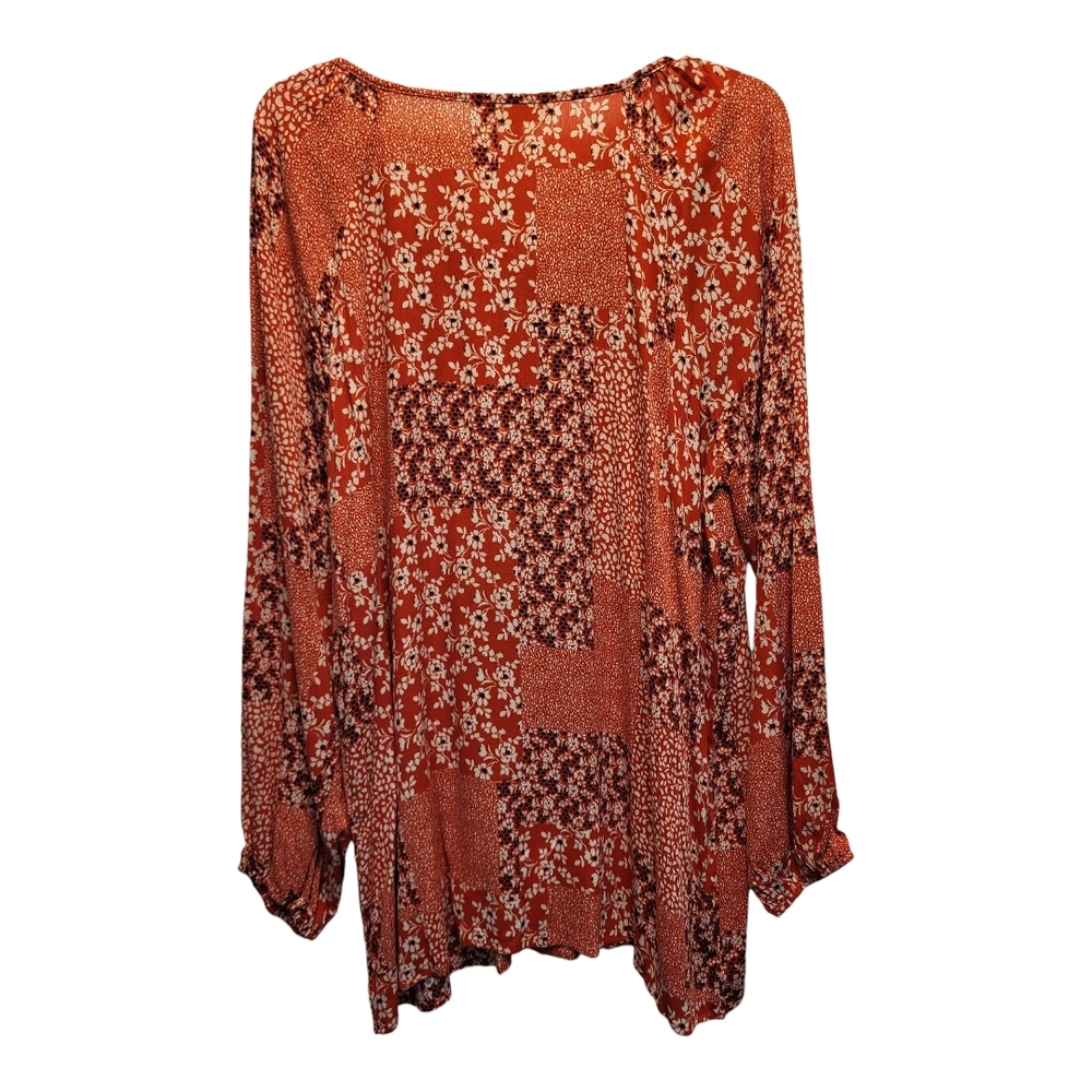 Suzanne Betro Weekend Red and White Patterned Lace Long Sleeved Blouse - Size XL - Picture 2 of 5